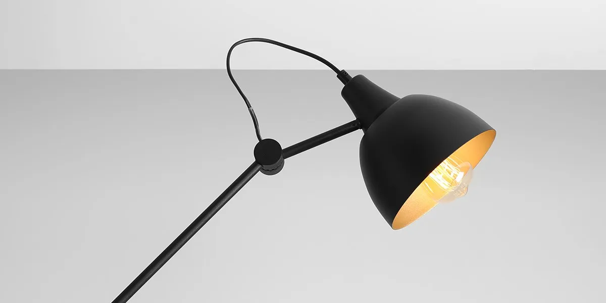 Lampa stojąca